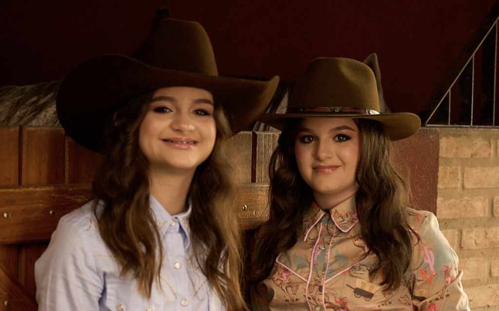 Thalita E Eliza