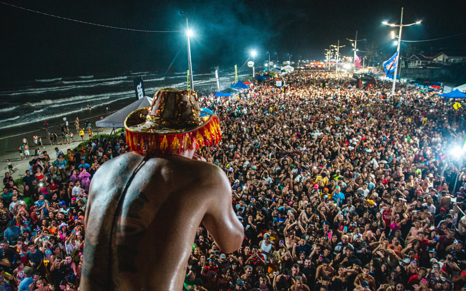 No Meio Do Povo: Zé Vaqueiro Encerra A Folia Em São Luís Com Muita Animação 5 No Meio Do Povo: Zé Vaqueiro Encerra A Folia Em São Luís Com Muita Animação - Txt Divulgação