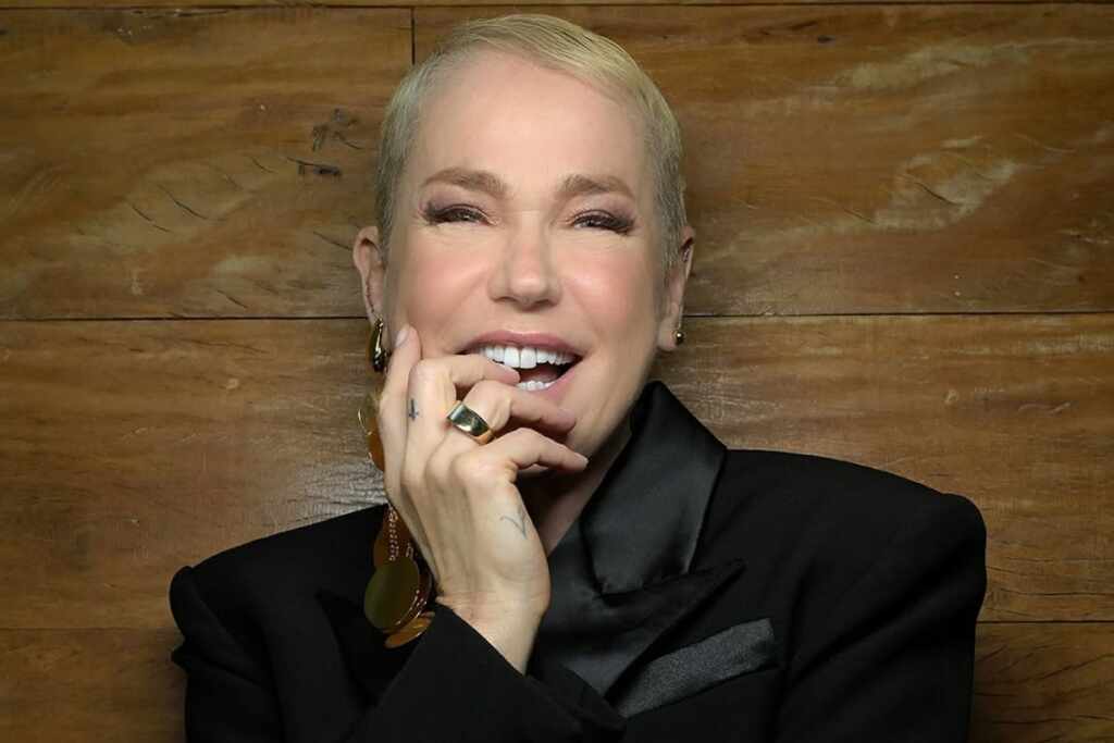 Xuxa Completa 62 Anos E Recebe Homenagens