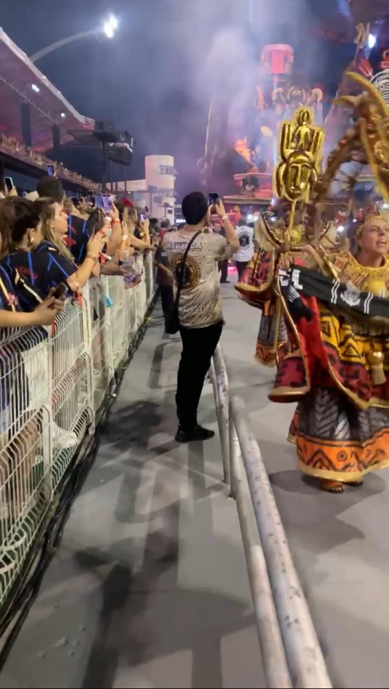 Lucas Selfie É Flagrado No Desfile Da Gaviões Da Fiel No Anhembi 2 Lucas Selfie É Flagrado No Desfile Da Gaviões Da Fiel No Anhembi - Foto: Egobrazil
