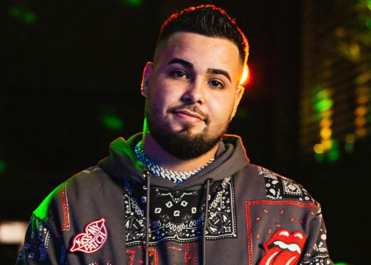 2ed7b702 fc18 4692 975f ddc8b66f2c9c