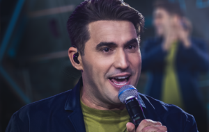 Tayrone grava DVD intimista em Salvador, dia 24/4