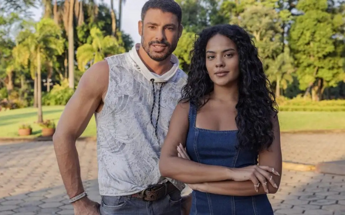 Antes De Polêmica Com Bella Campos, Cauã Reymond Admitiu Que Não Usa Desodorante 2 Climão! Bella Campos Critica Cheiro De Cauã Reymond E Leva Resposta Atravessada