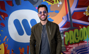 Bruno Rosa fecha contrato com a Warner Music e inicia nova fase de sua carreira musical