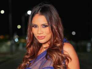 Lexa deixa posto de rainha de bateria da Unidos da Tijuca após cinco anos