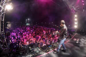 Nilson Neto retorna aos palcos de Goiânia com show no Azzure Club