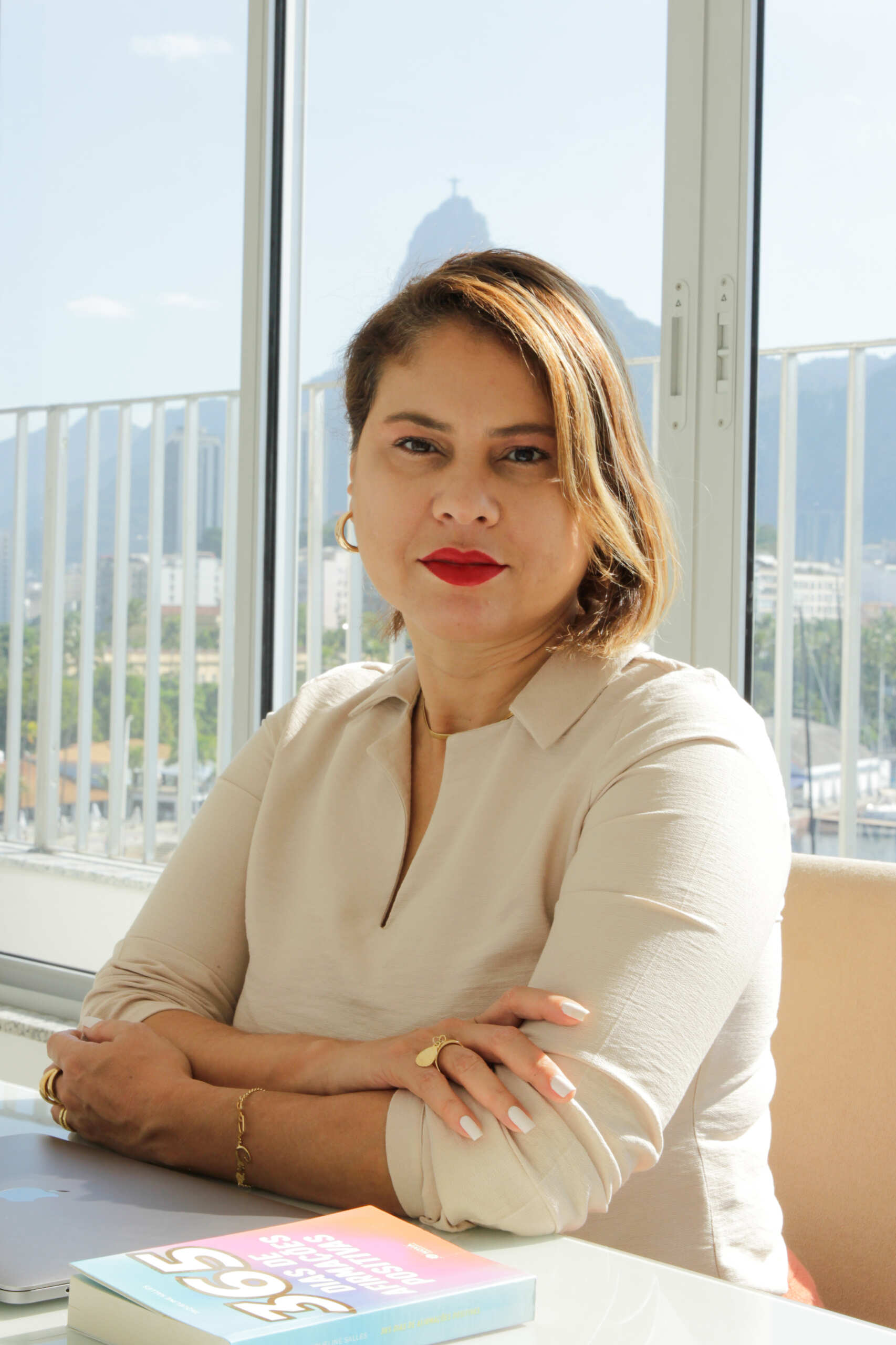 Jaqueline Salles E O Método Que Vem Transformando A Vida De Milhares De Mulheres 2 Jaquelinesalles Ensaio Junho 38 Scaled Egobrazil