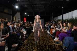 Bia Brumatti inaugura a passarela do 1º Fashion Show Wanderlust
