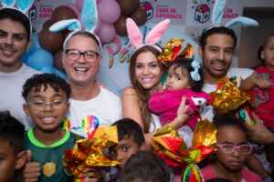 Maria Melilo realiza ação solidária de Páscoa e entrega chocolates a 300 crianças em SP