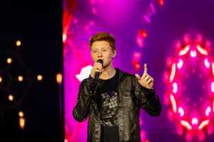 Exagero”: Gustavo Bardim transforma o amor em música no dia do ‘sim’