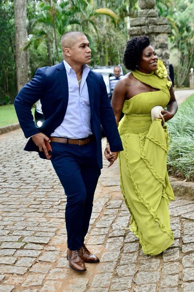 Famosos Marcam Presença Em Casamento De Jakelyne Oliveira E Mariano No Interior De Sp 12 Edu2537 1 Egobrazil