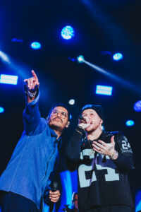 Criolo canta com Ferrugem no Tim Music em São Paulo