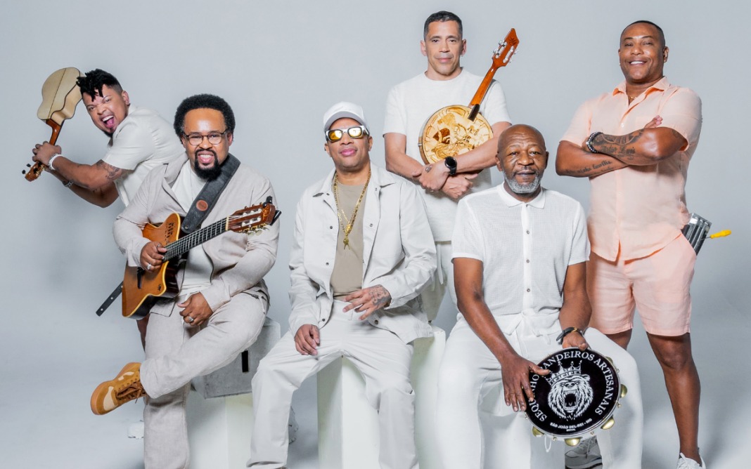 Grupo Revelação Comemora 30 Anos De Carreira Com Show No Casarão Do Firmino 2 Img 20250524 Wa0072 Egobrazil