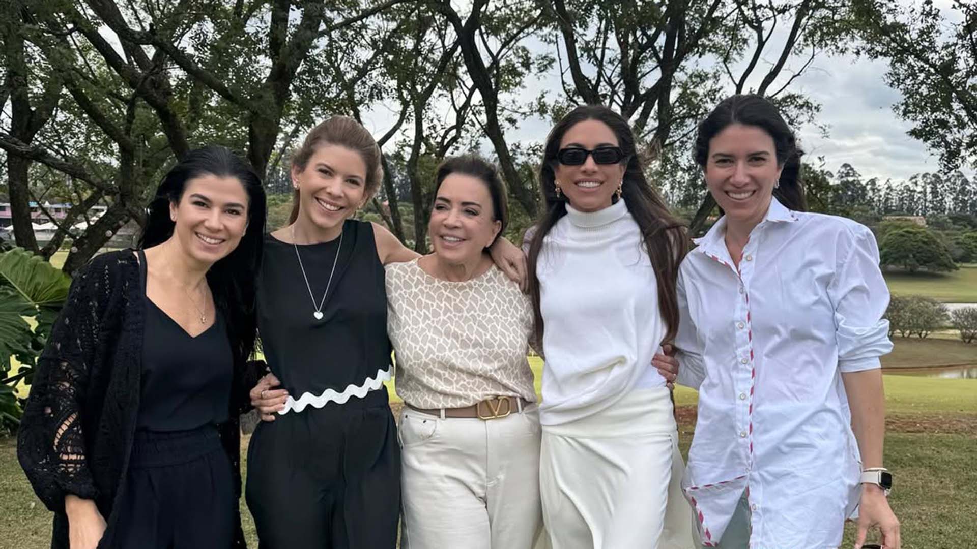Após A Caverna Encantada, Íris Abravanel Se Afasta Temporariamente Das Novelas Do Sbt 2 Após A Caverna Encantada, Íris Abravanel Se Afasta Temporariamente Das Novelas Do Sbt