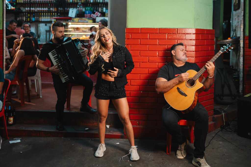 Gabi Martins