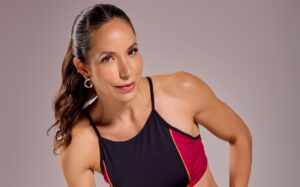 Carol Borba conta como incluiu seguidoras no processo de criação de linha de roupas