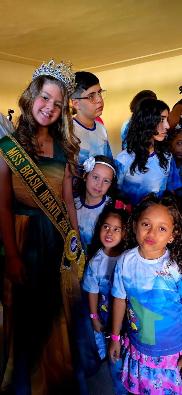 Maria Isabel Nogueira Encanta Em Desfile Solidário Da Caccst 5 Whatsapp Image 2025 05 21 At 16.34.04 4 Egobrazil
