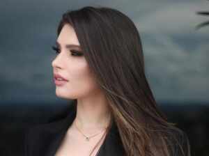 Natasha Yassuda homenageia o pai e emociona ao compartilhar história de legado e superação