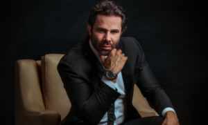 Dr. Paulo Bastos apresenta transformação inédita no FullFace 2025 com a inspiradora jornada de Marcelo