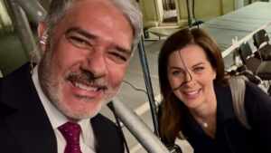 William Bonner encerra cobertura do Conclave no Vaticano e anuncia retorno ao Brasil