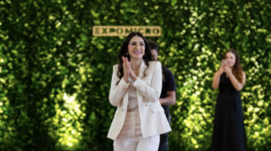 De babá a empresária internacional: a trajetória inspiradora de Thassia Piezzaroli, que faturou milhões na área da beleza