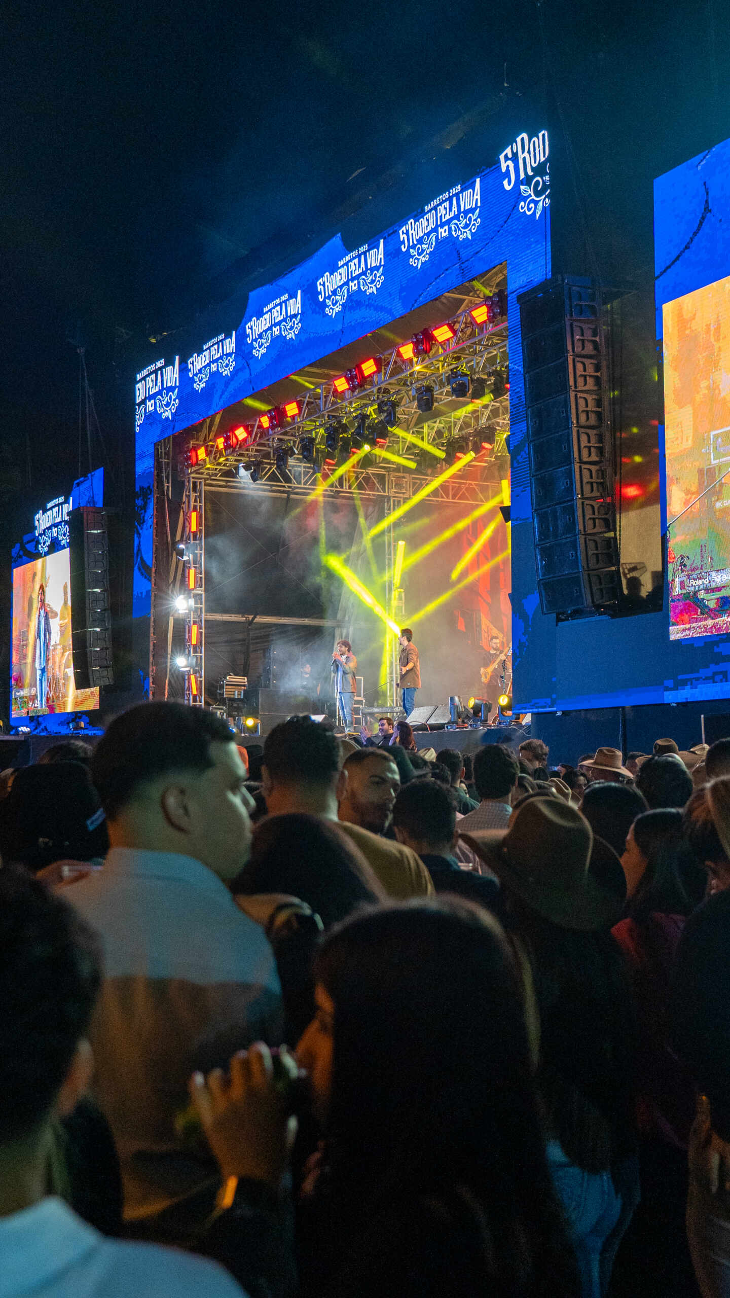 Bruninho & Davi se apresentam em show beneficente em prol do Hospital de Amor em Barretos 3 DSC8304 scaled