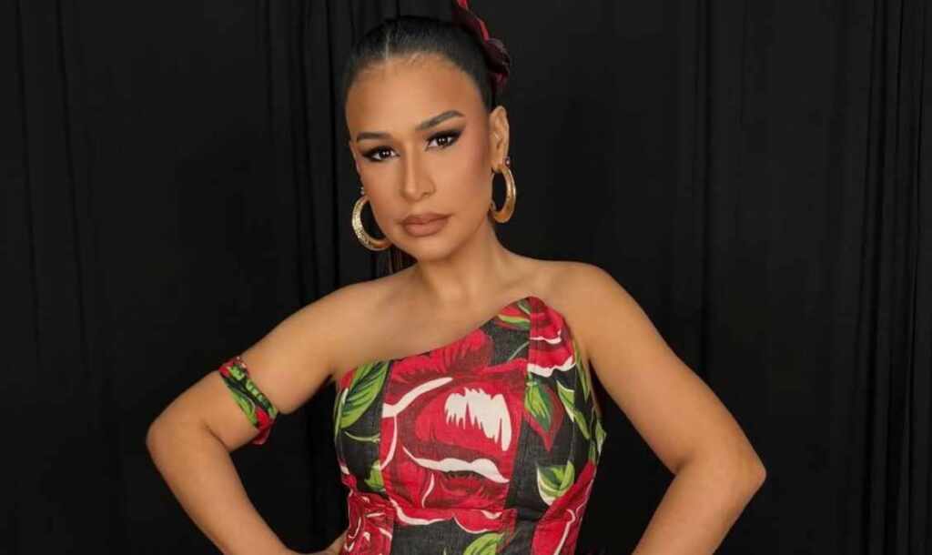 Simone Mendes consagra sua força no São João 2025 com turnê histórica que arrasta multidões Simone Mendes