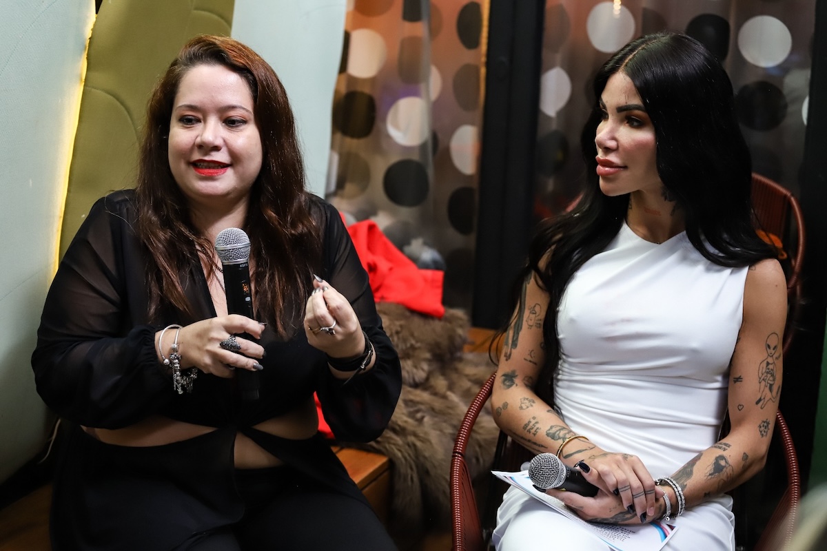 Transtalker Estreia Com Café Da Manhã E Provoca Debate Necessário Sobre A Empregabilidade De Pessoas Trans 2 Dra. Anax Martins - Psicologa E Vicki Demito - Influenciadora E Embaixadora Do Selo Vitoria | Foto: Carlos Pupo / Photomedia