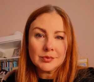 Terapeuta Anaumy Mazzottini que atua com os fenômenos que o corpo esconde de traumas emocionais