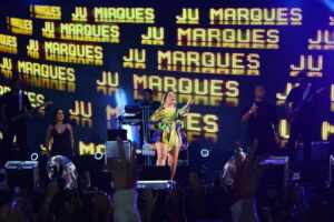 45 mil pessoas brilham na segunda noite do maior São Pedro da Bahia