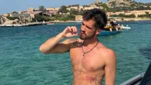 João Guilherme exibe shape durante viagem à Itália e recebe elogios de famosos