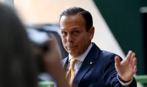 João Doria abandona gravação do programa “No Alvo” após pergunta polêmica