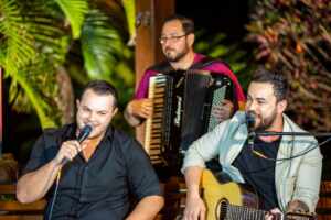 Matheus & Lorenzo se apresentam no Programa Viola Brasil deste final de semana