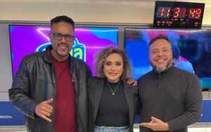 Fernanda Simões fala sobre autoconhecimento em entrevistas no Rio de janeiro