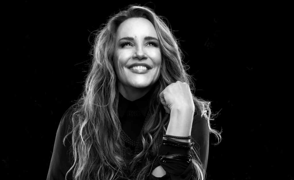 Ana Carolina celebra 25 anos de carreira com novo EP e estreia da turnê “25 Anas” no Qualistage ANA CAROLINA foto