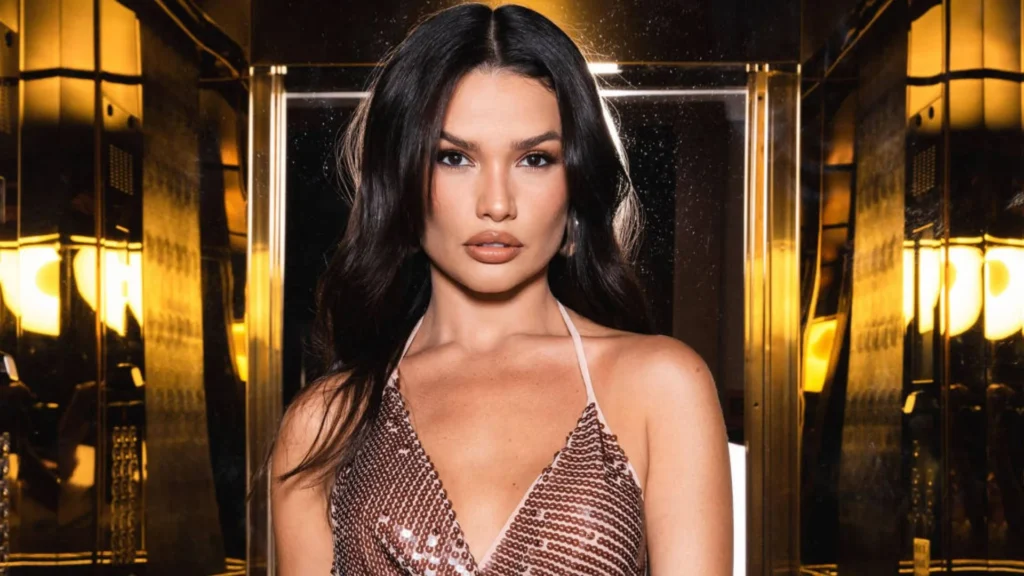 Juliette surge com rosto inchado após procedimento com esperma de salmão Juliette - Foto: Instagram