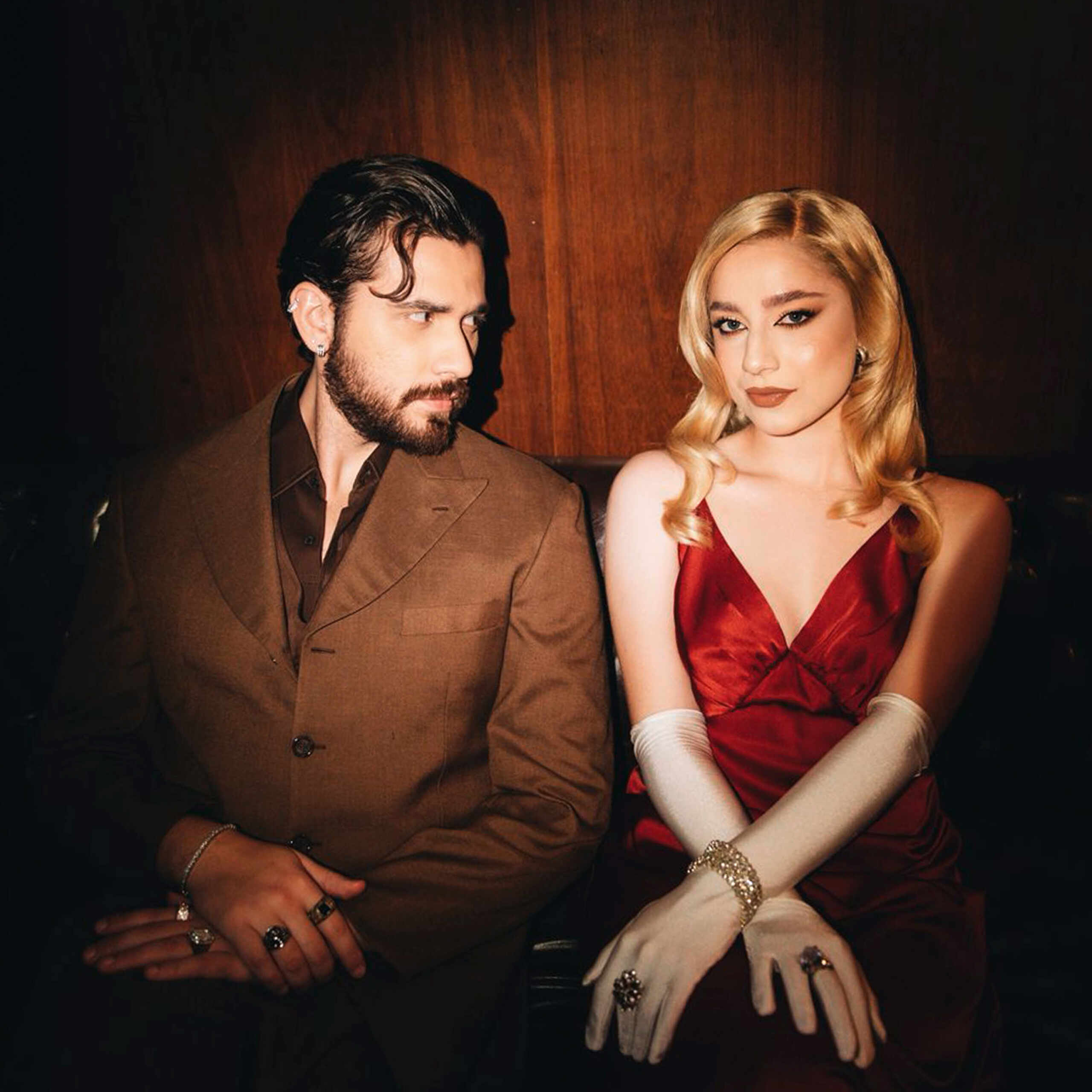 CAPA VESTIGIOS CARNAIS scaled