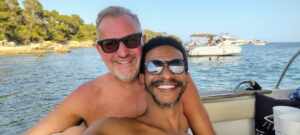 De férias na França, Alexandre Amador retorna pra concorrer no Festival de Gramado