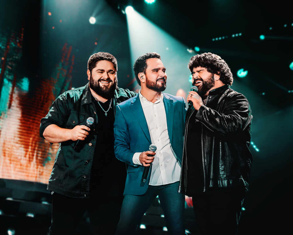 Luciano Camargo lança “Ligado no Céu” com César Menotti & Fabiano e reforça projeto solo no gospel LC LIGADO NO CEU FOTO