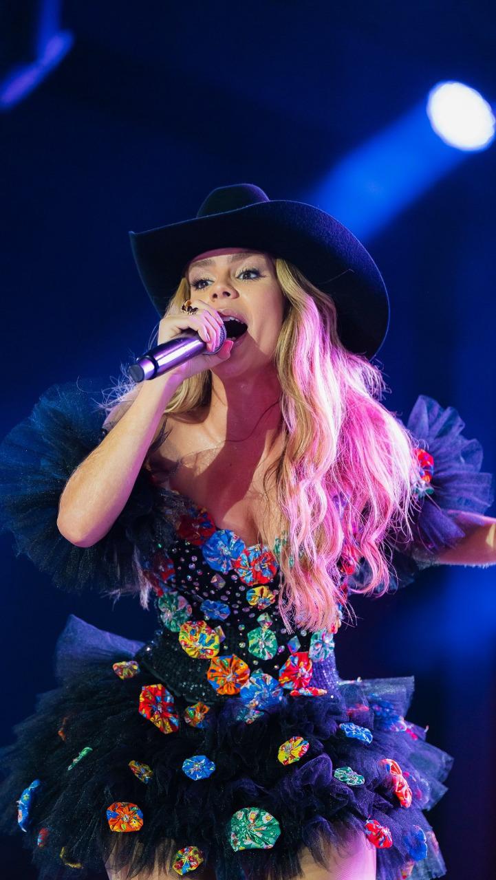 Mariana Fagundes brilha no São João 2025 com shows e encontros memoráveis 7 Foto: Yan Lima | Coração Sergipano