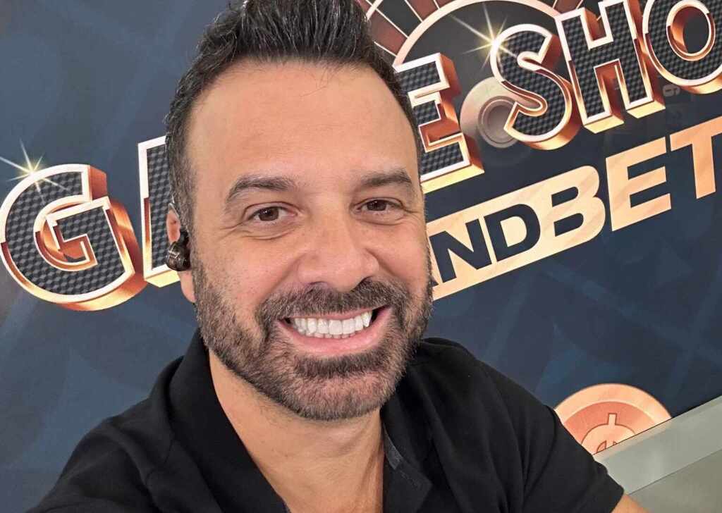 Gabriel Lima: o talentoso diretor agora brilha como apresentador na Band PHOTO 2025 07 26 13 57 03 e1753997929231