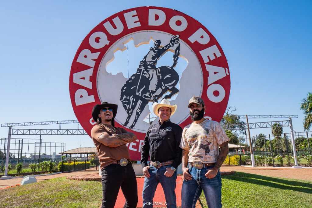 Us Agroboy e Cuiabano Lima lançam “Barretos Bão” PHOTO 2025 07 28 16 38 49