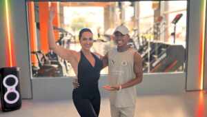 Vanessa Rangeli inicia preparação com muso da corte para reinado na Niterói