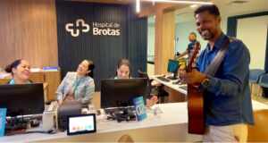 Hospital de Brotas, em Salvador, celebra um ano com Coral da PMBA