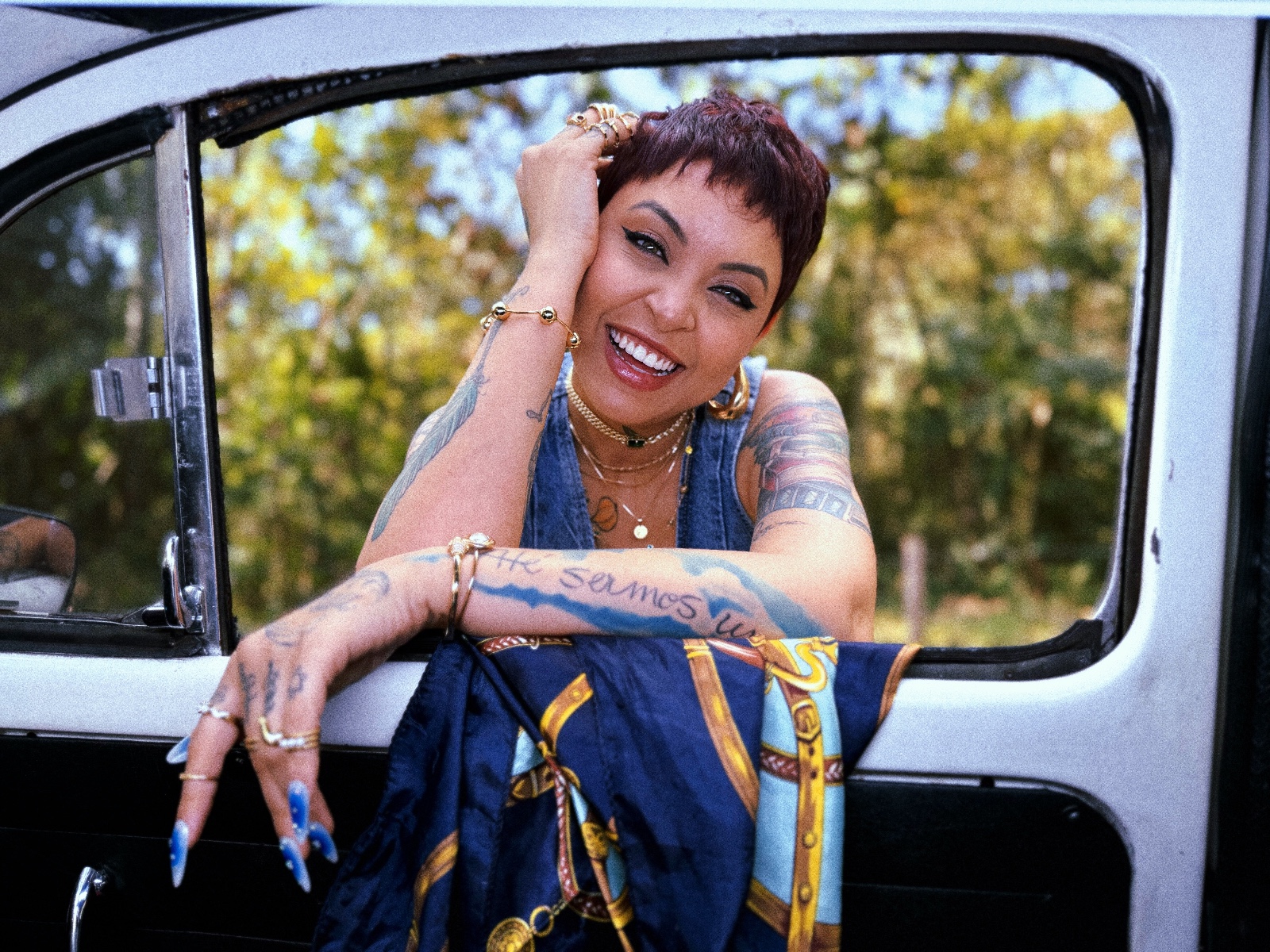 d4f4e973 4515 4ce1 a66d 4bec69af2403