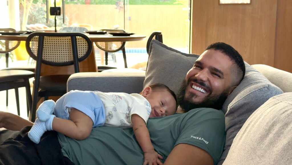 882ae32e e833 4598 852f 9f5a431926bf