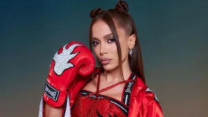 Anitta anuncia parceria com Shakira a um mês de show no Rio de Janeiro