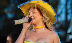 Ju Marques leva Seresta à Festa do Peão de Barretos