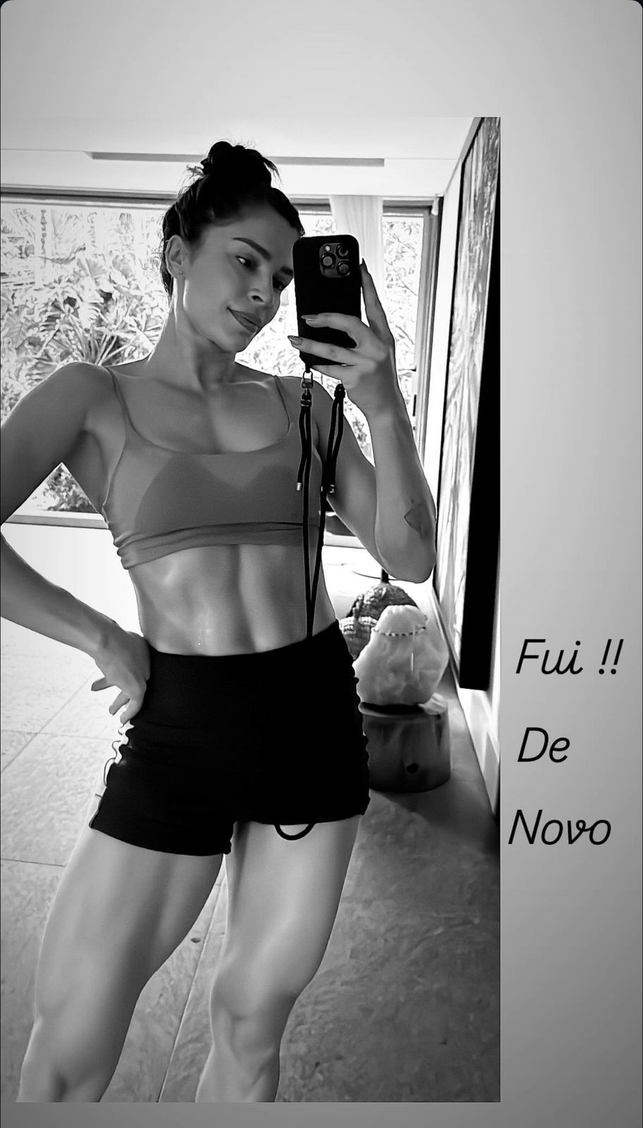 Grazi Massafera exibe abdômen definido em selfie após treino intenso 6 Grazi Massafera - Foto: instagram