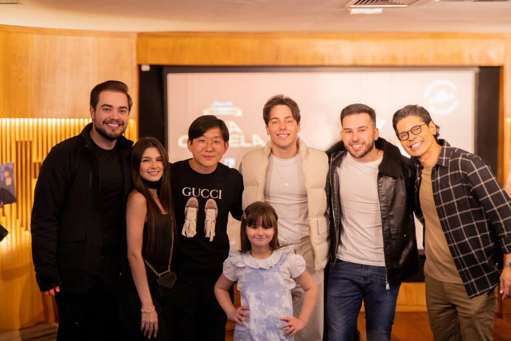 João Boa Sorte, Pietra Almeida, Pyong Lee, Juju Teófilo, Enzo Ferro, Marcelo Mesquita e Lindezo (Créditos: Divulgação)